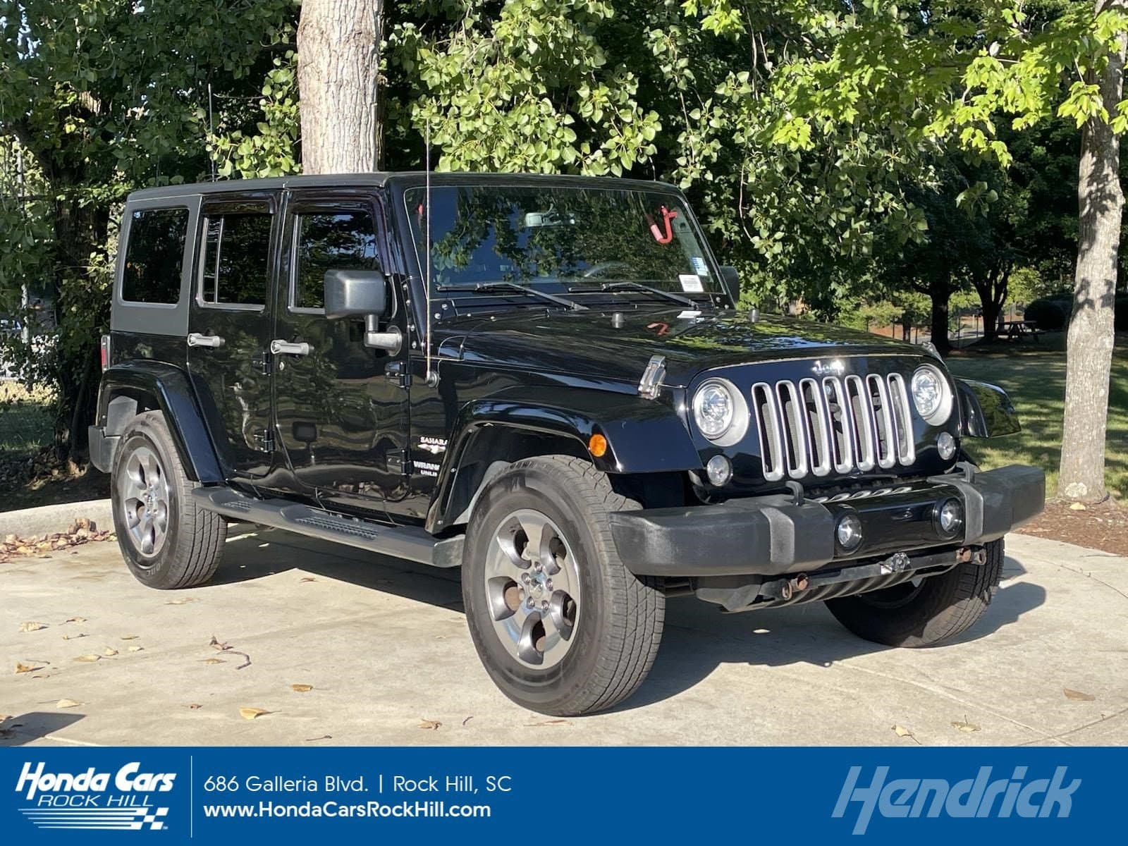 2017 Jeep Wrangler Unlimited Sahara — photo 1 of 35