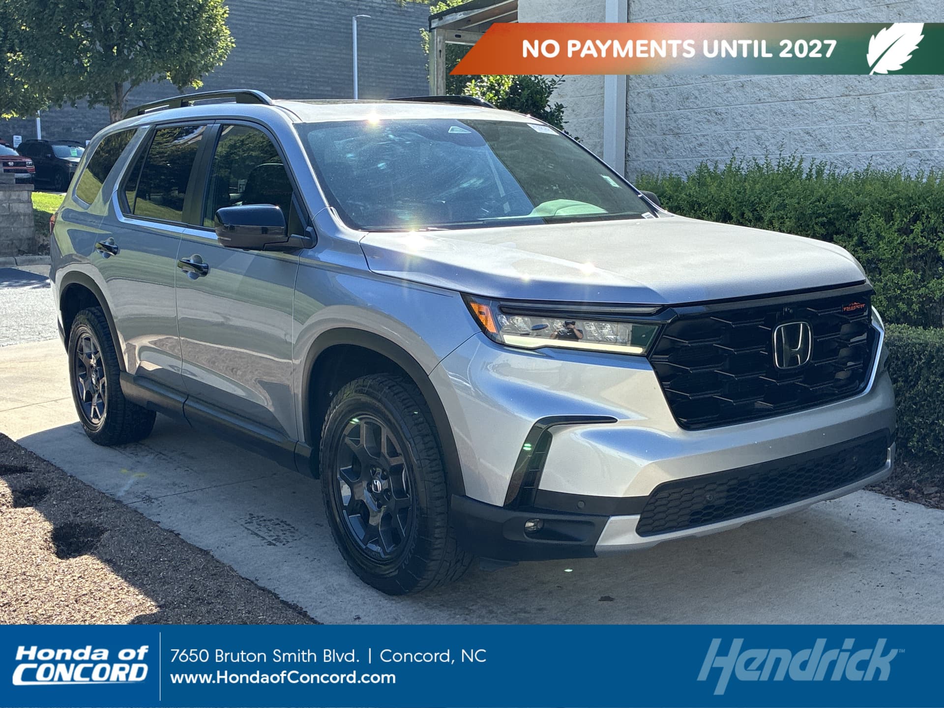 2024 Honda Pilot TrailSport — photo 1 of 39
