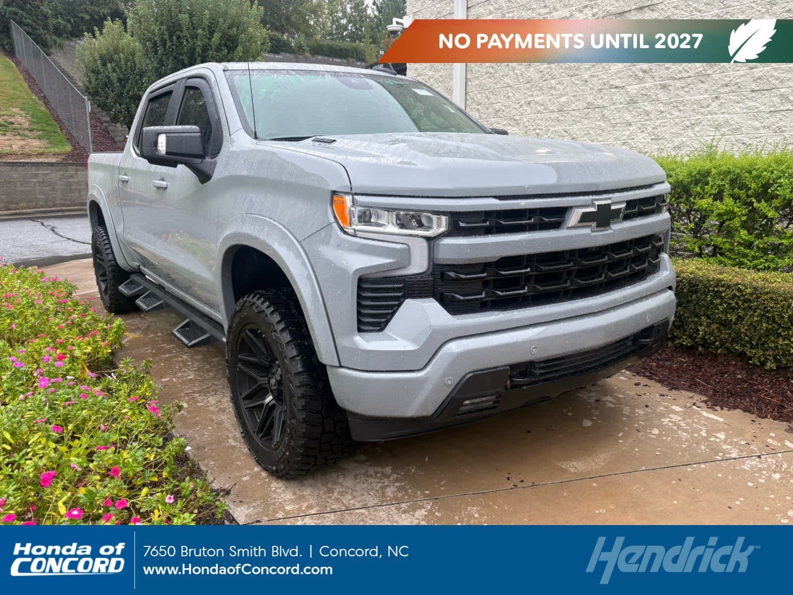 2025 Chevrolet Silverado 1500 RST — photo 1 of 10