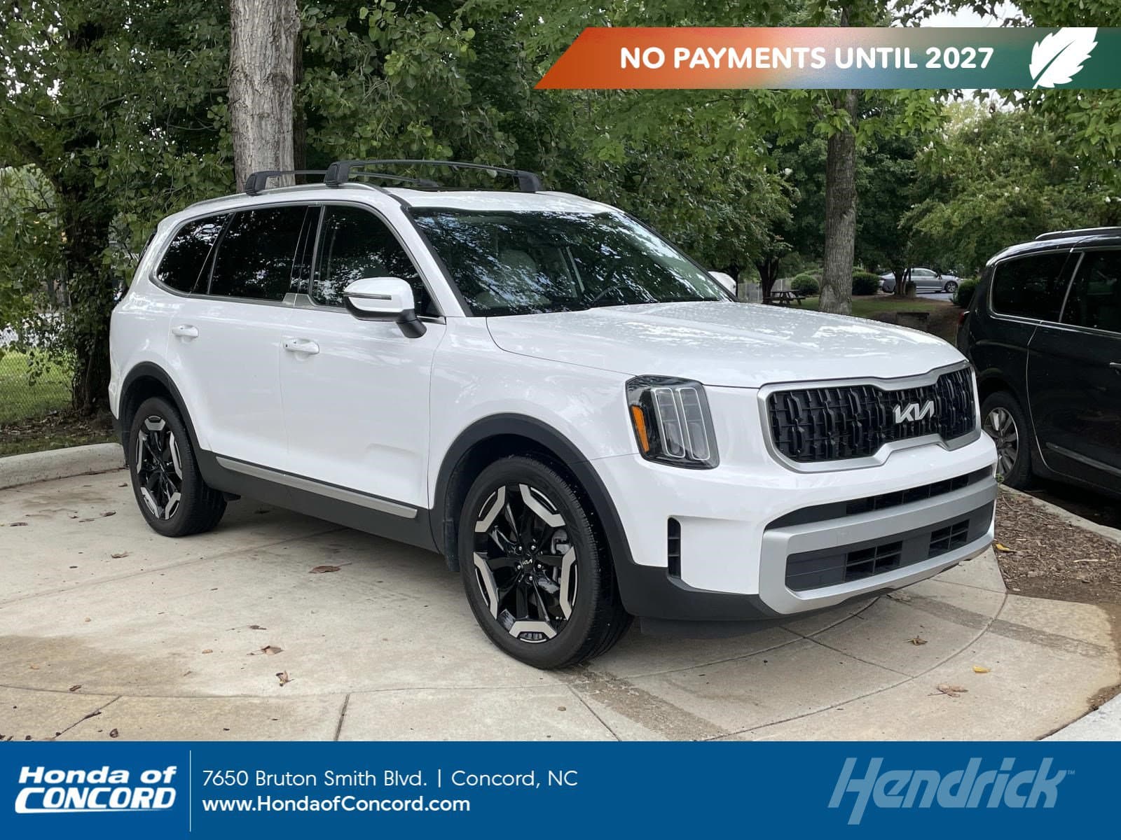2024 Kia Telluride EX — photo 1 of 36