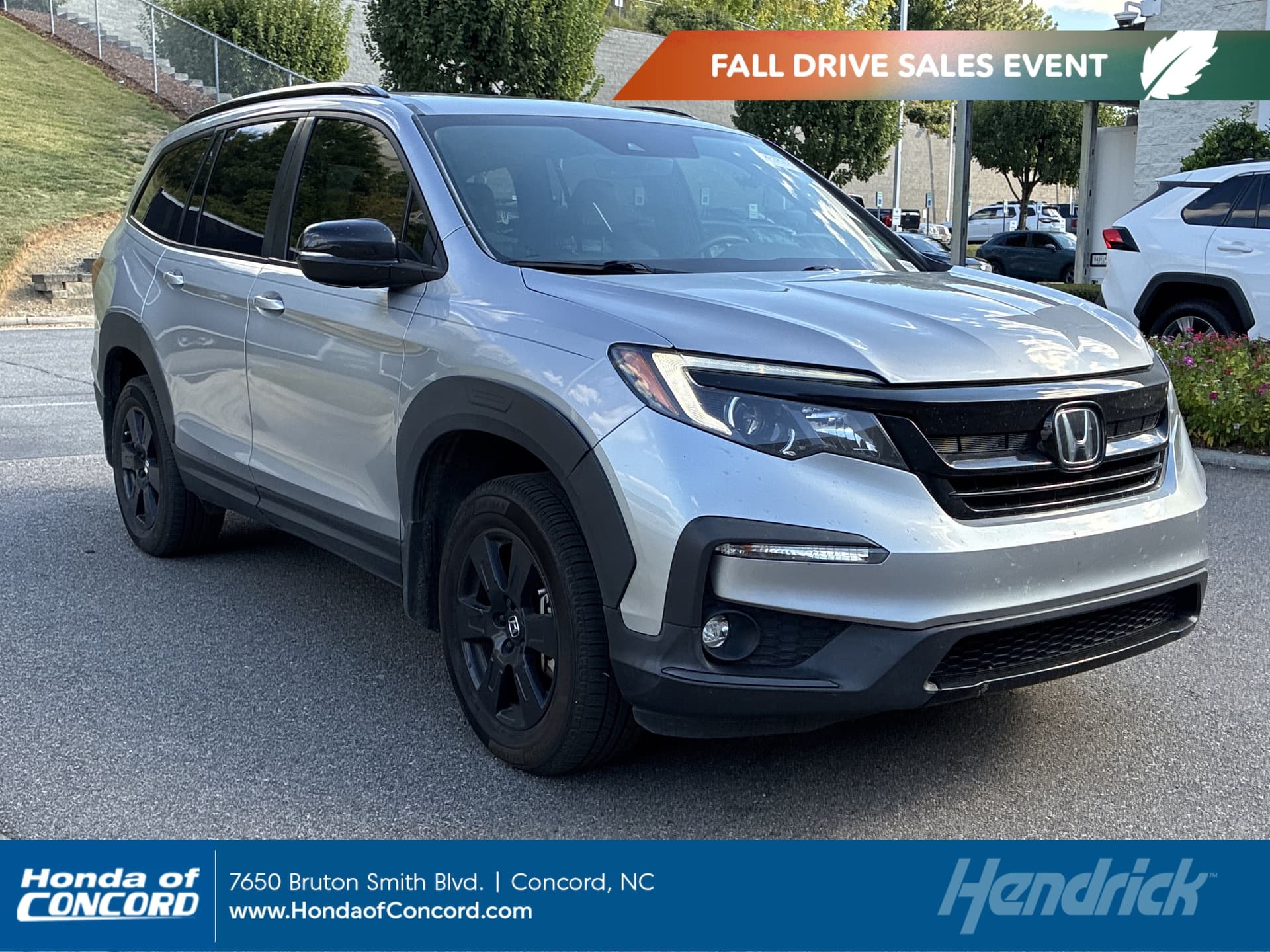 2022 Honda Pilot TrailSport — photo 1 of 12