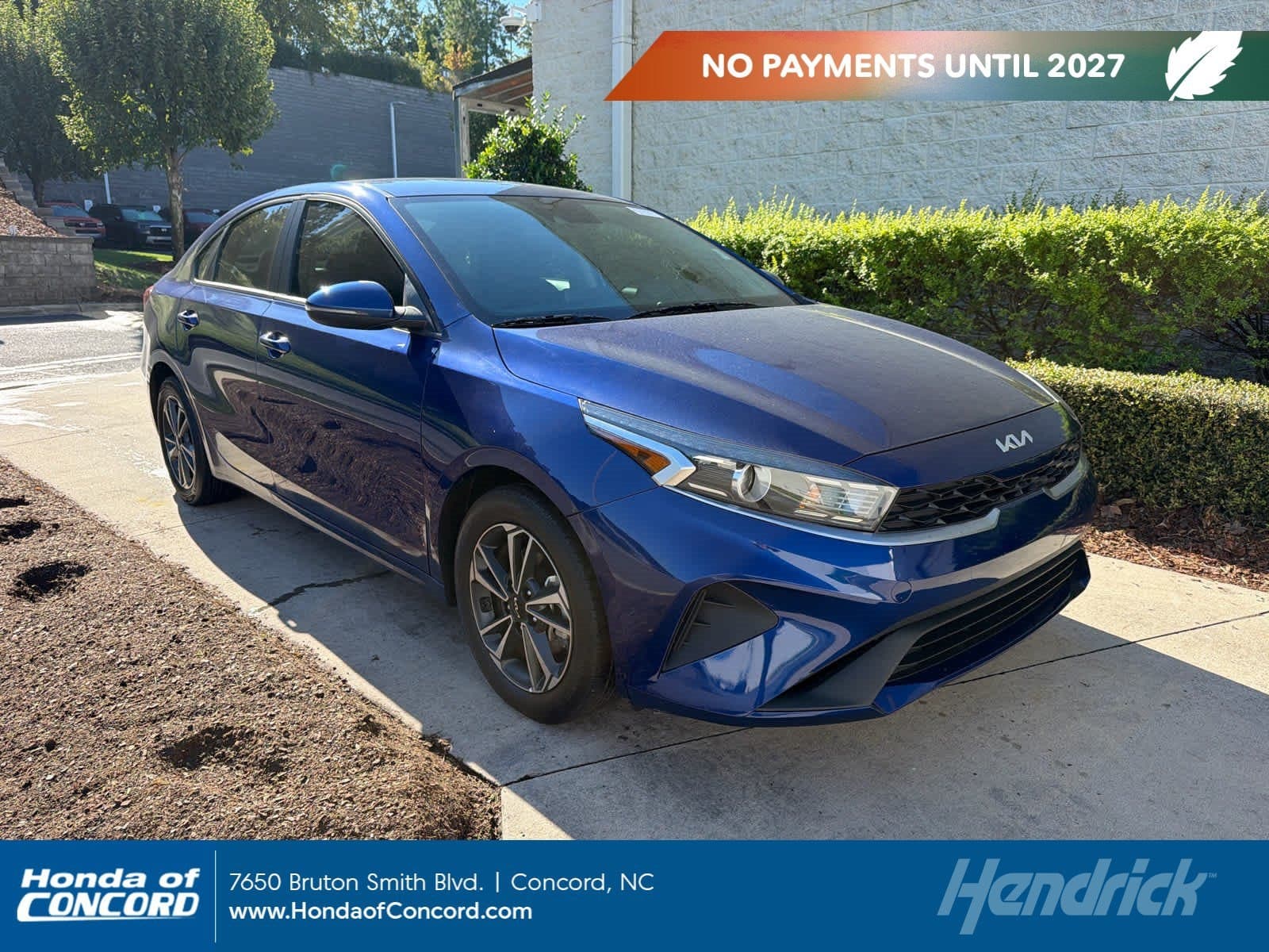 2024 Kia Forte LXS — photo 1 of 11
