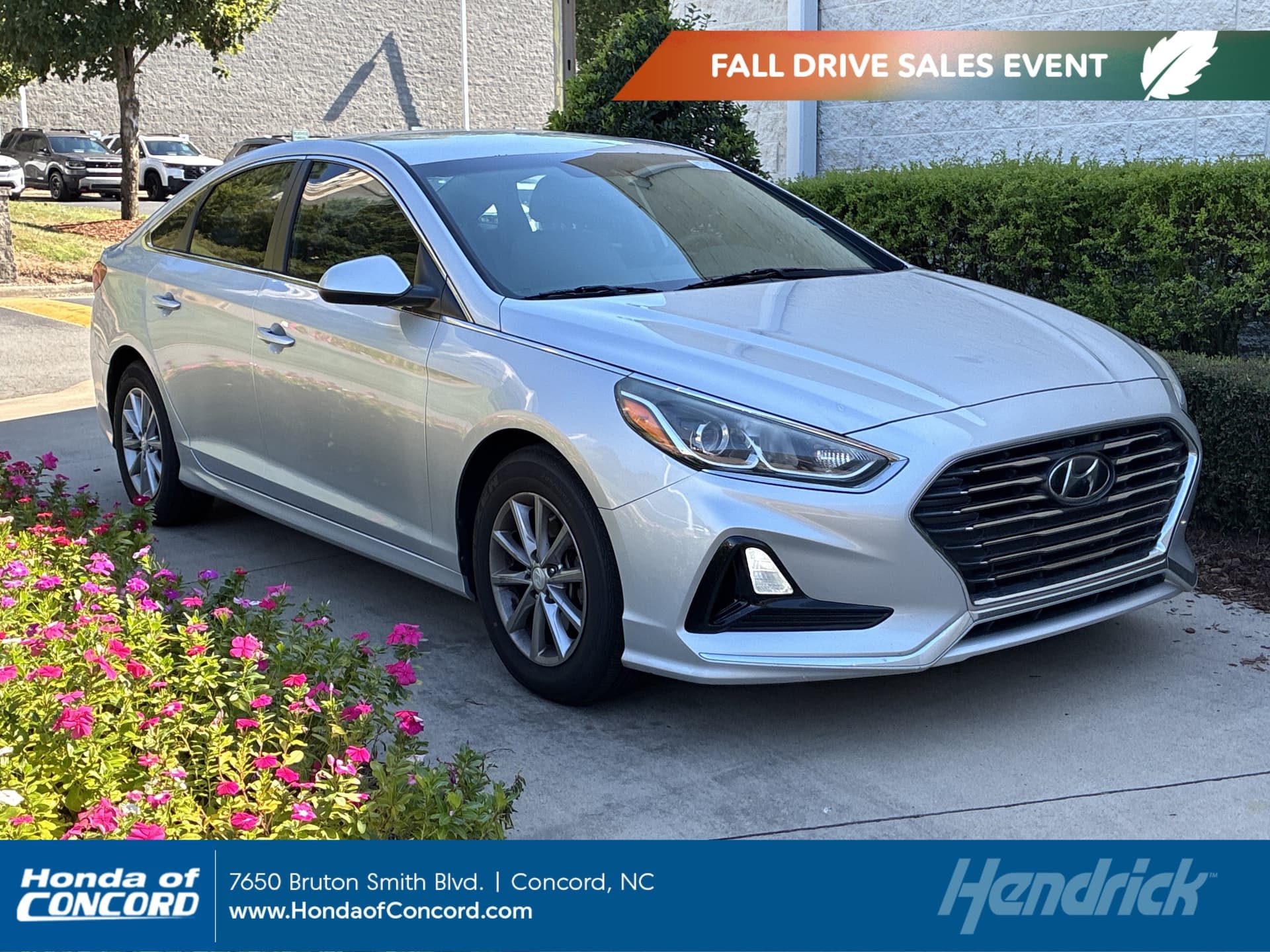 2018 Hyundai Sonata SE — photo 1 of 36