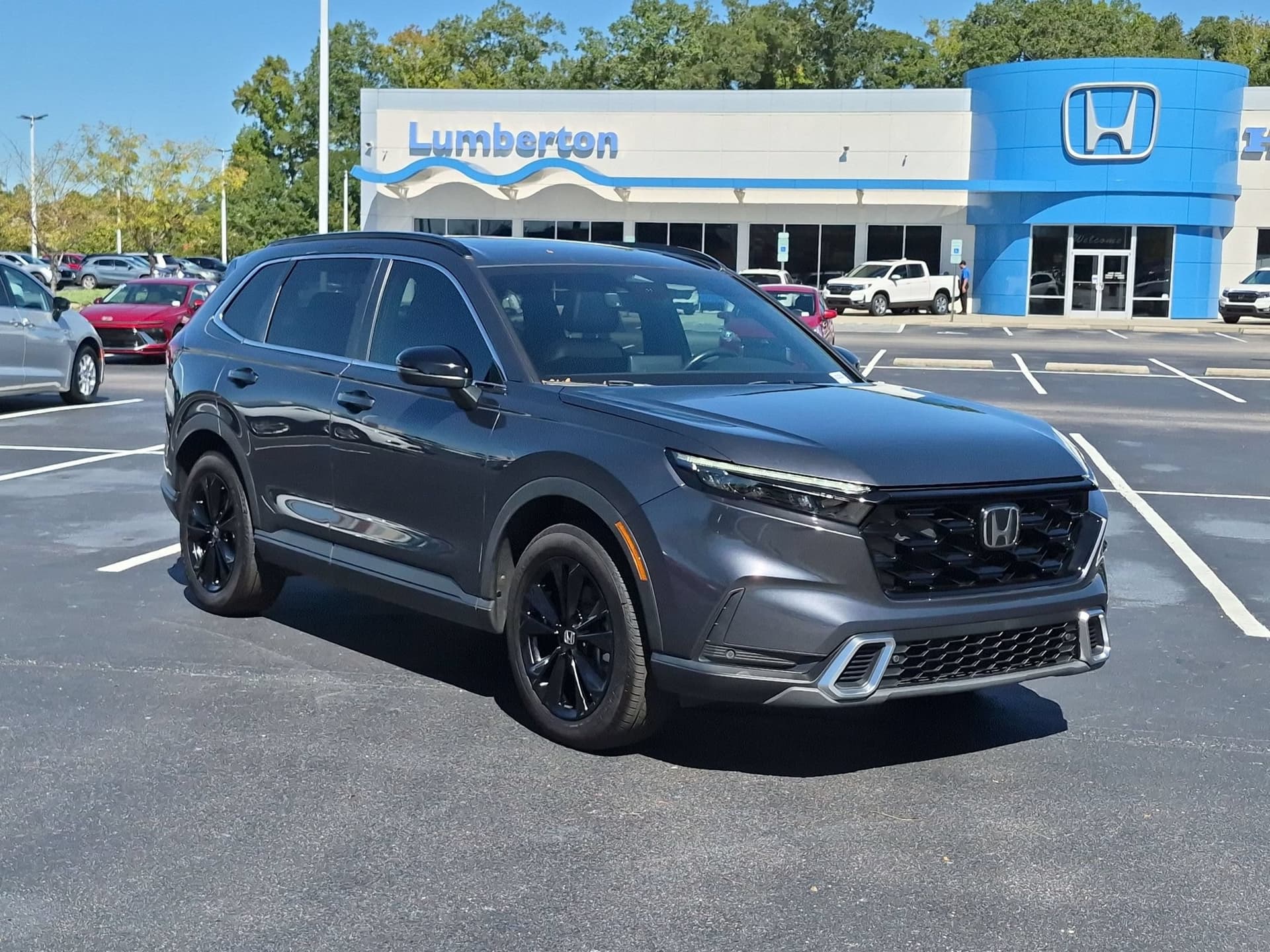2025 Honda CR-V Hybrid Sport Touring — photo 1 of 41