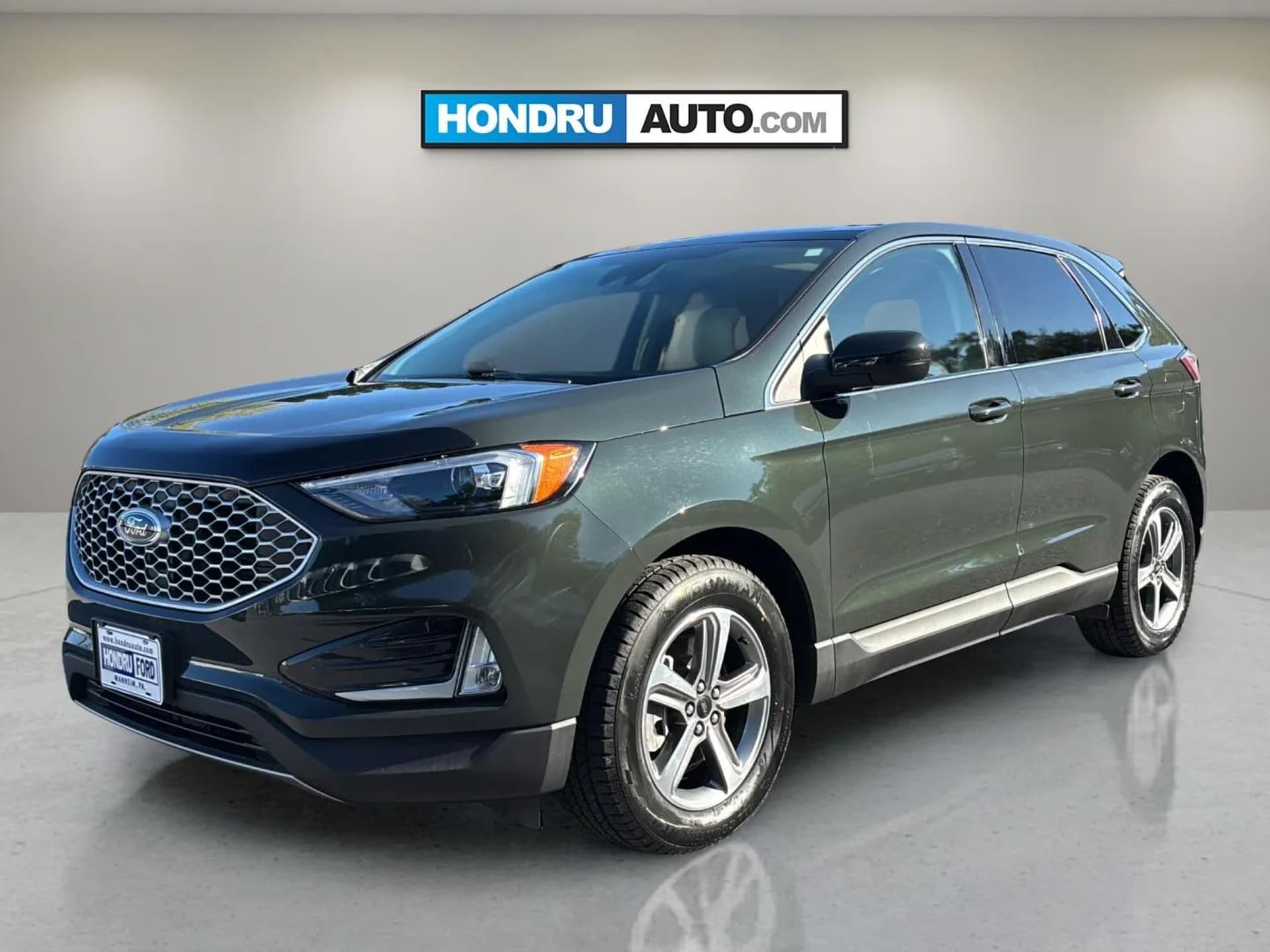 2024 Ford Edge SEL — photo 1 of 21