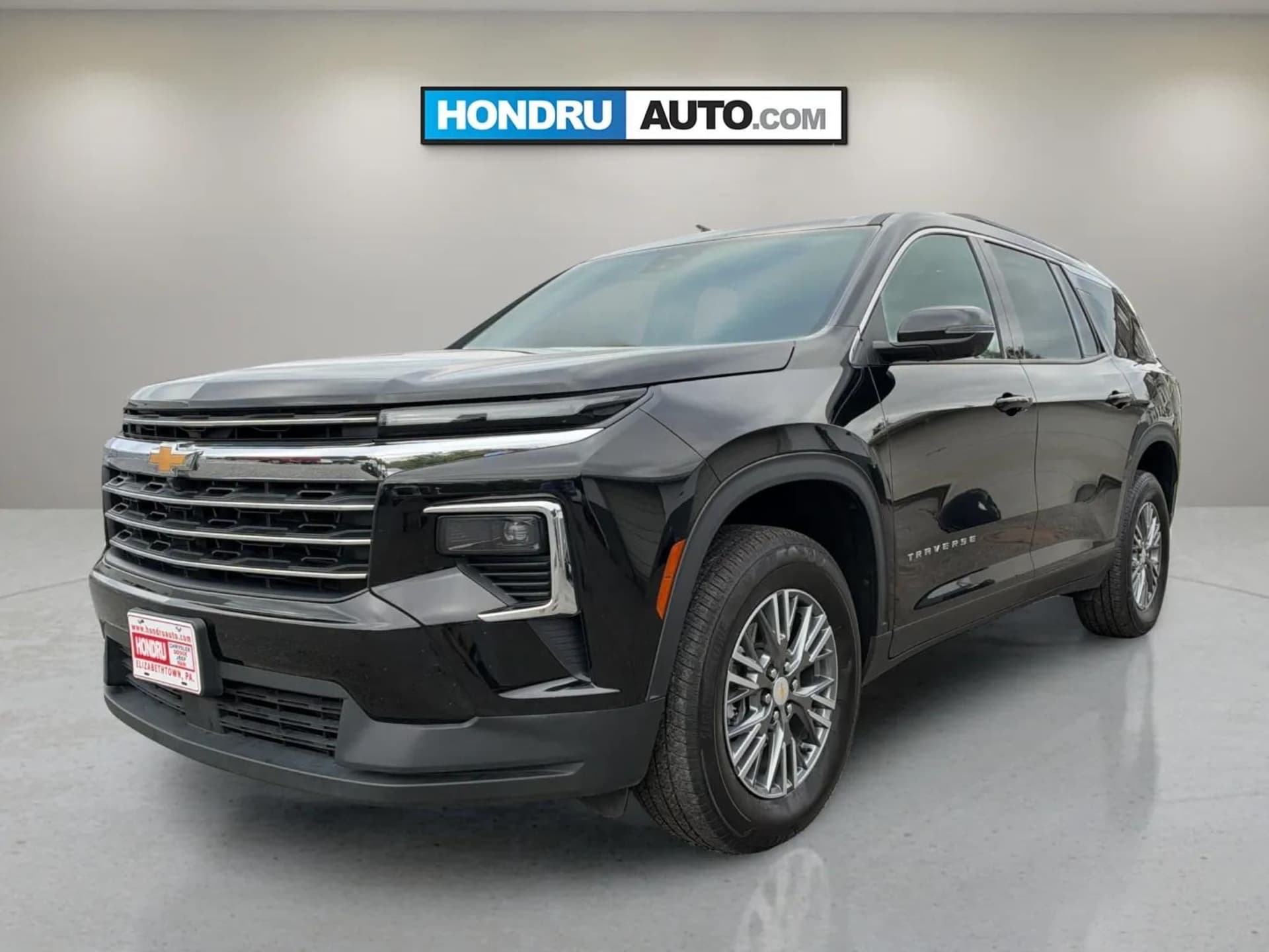 2026 Chevrolet Traverse AWD LT — photo 1 of 22