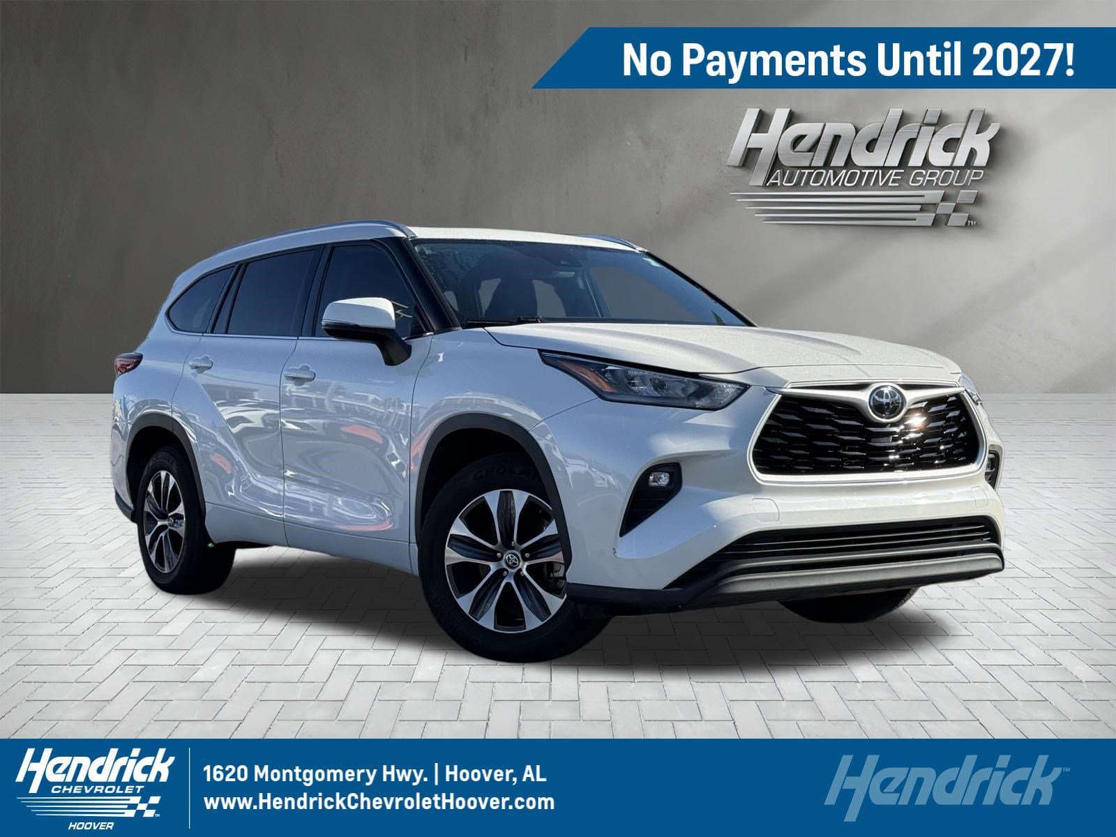 2020 Toyota Highlander XLE — photo 1 of 17