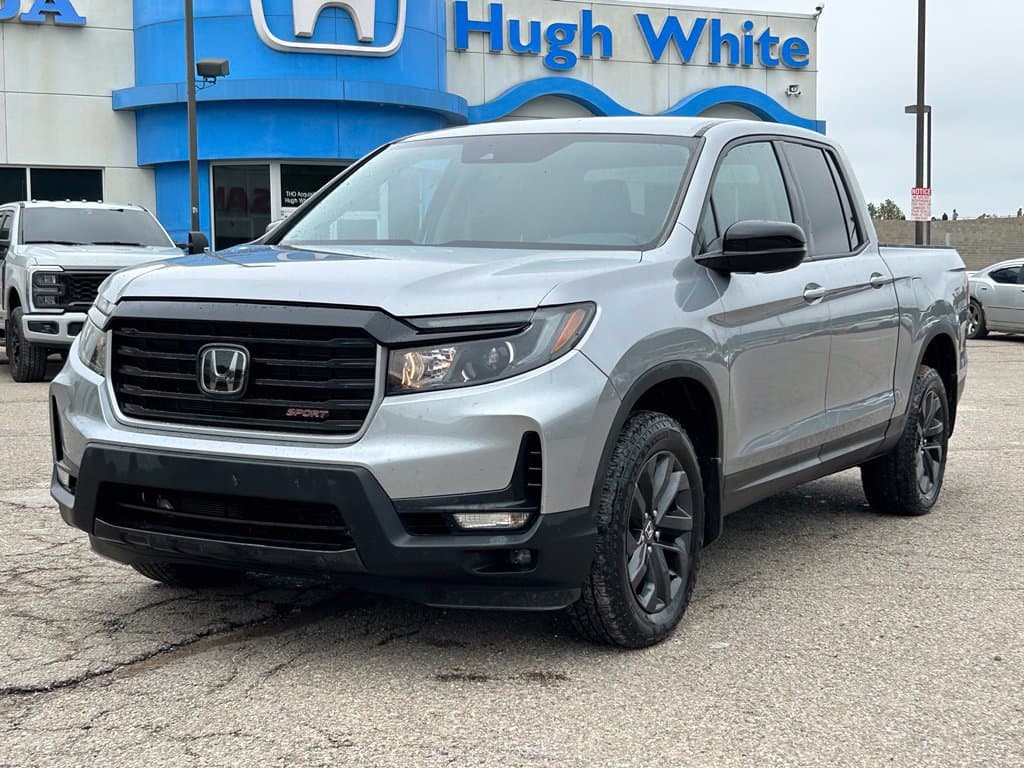 2023 Honda Ridgeline Sport — photo 1 of 7