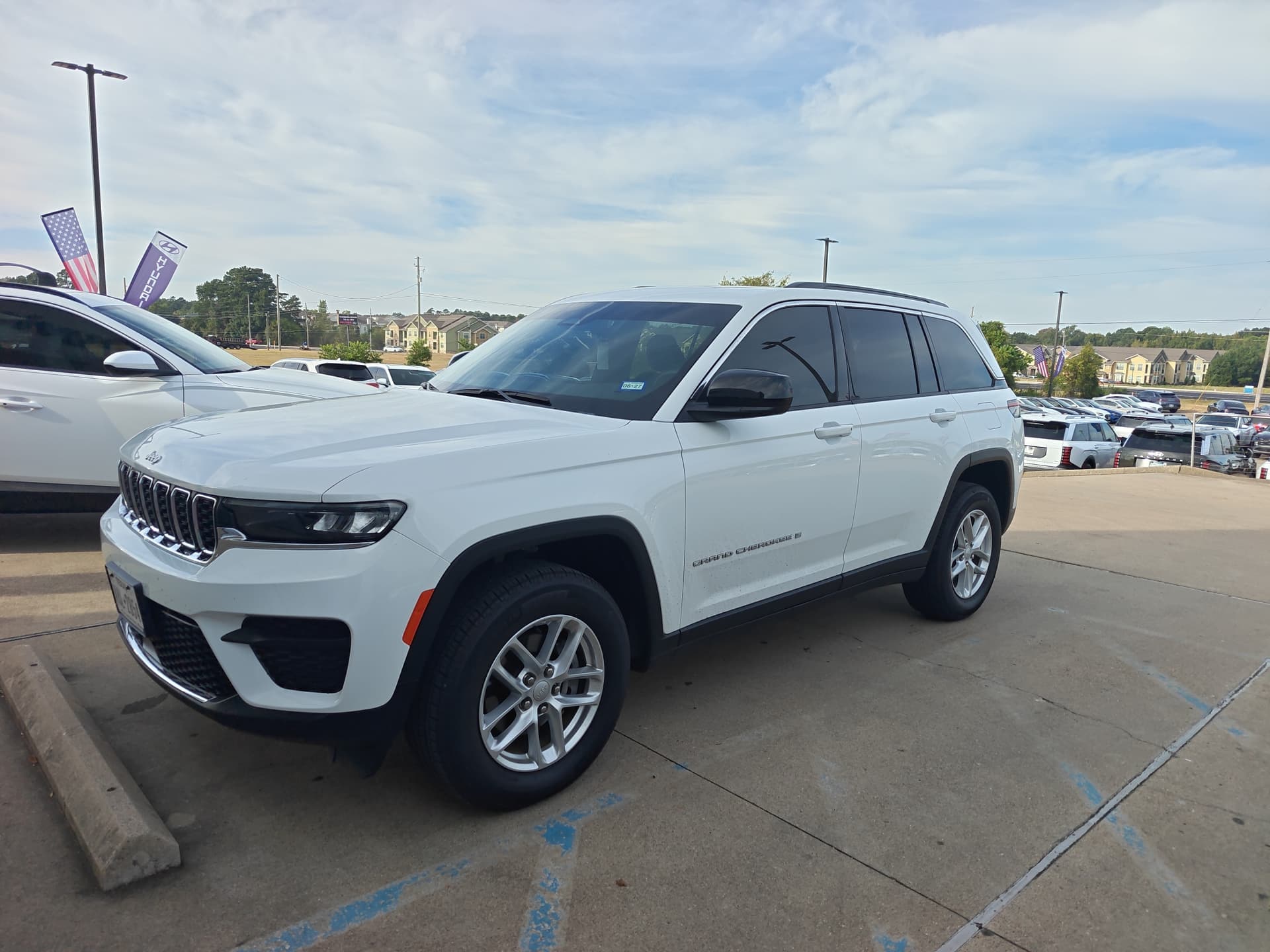 2025 Jeep Grand Cherokee Laredo X — photo 1 of 4