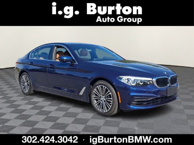 2020 BMW 5 Series 530i xDrive — photo 1 of 31