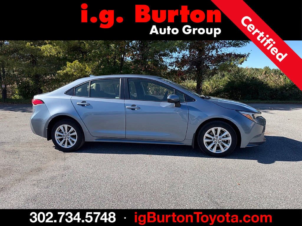 2024 Toyota Corolla Hybrid LE — photo 1 of 2