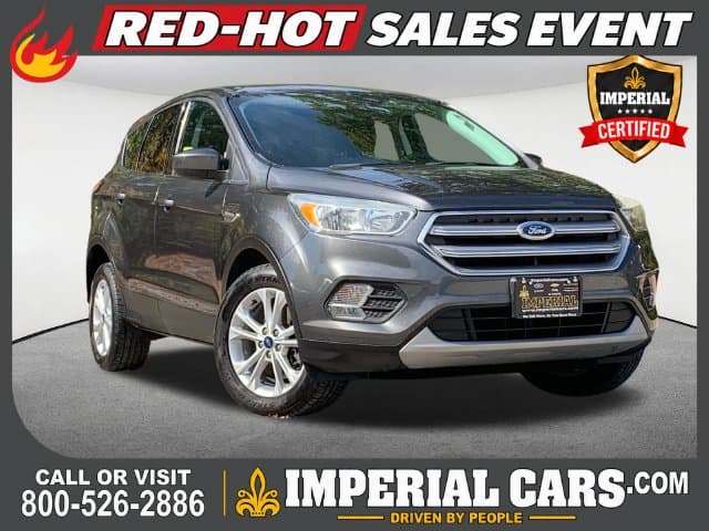 2017 Ford Escape SE — photo 1 of 26