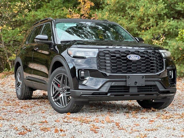 2027 Ford Explorer ST-Line — photo 1 of 33