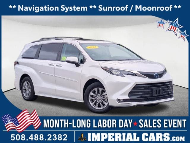 2024 Toyota Sienna XLE — photo 1 of 33