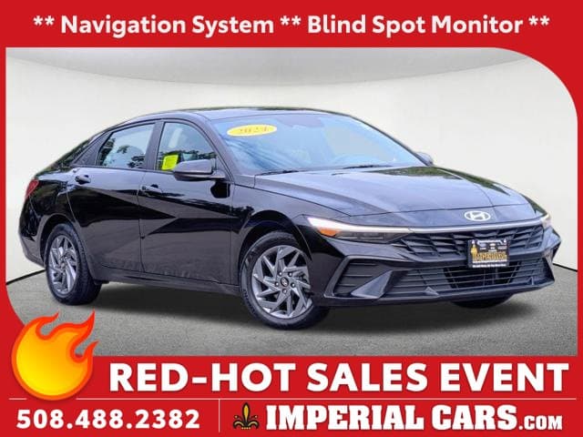 2024 Hyundai Elantra Hybrid Blue — photo 1 of 32