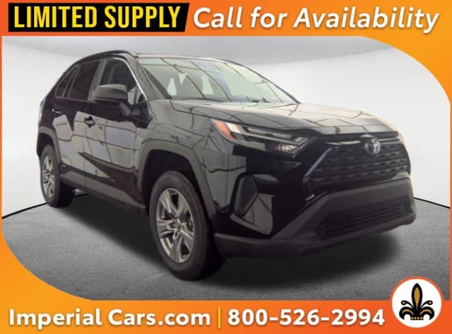 2023 Toyota RAV4 Hybrid LE — photo 1 of 12