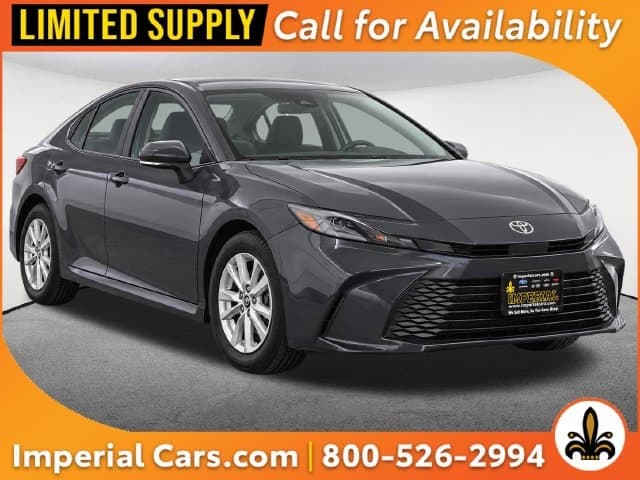 2026 Toyota Camry LE — photo 1 of 13