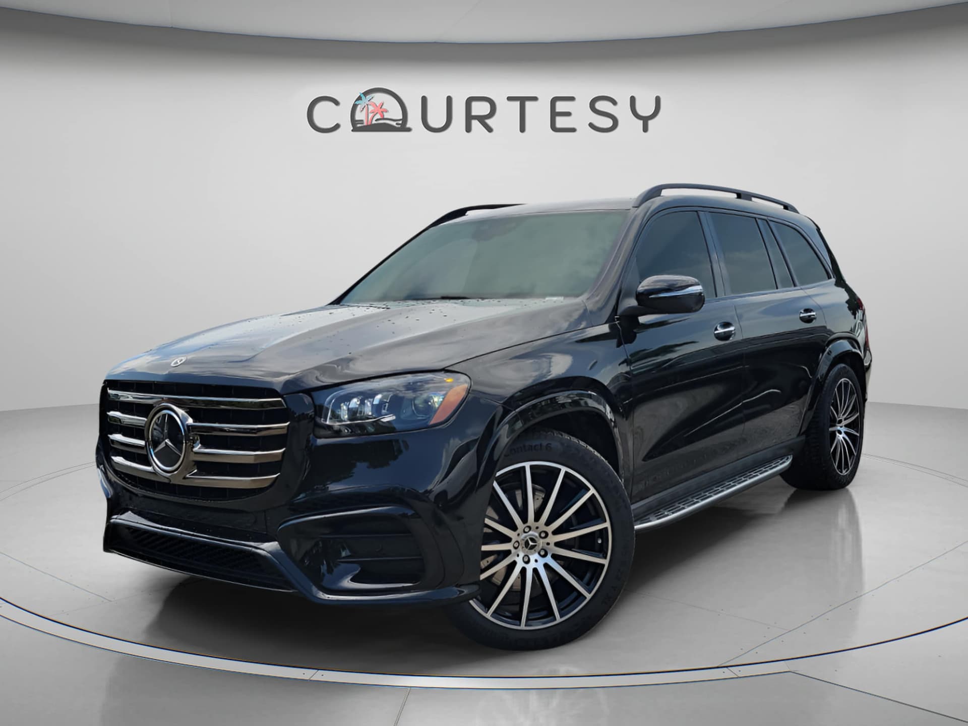 2025 Mercedes-Benz GLS GLS 580 — photo 1 of 35