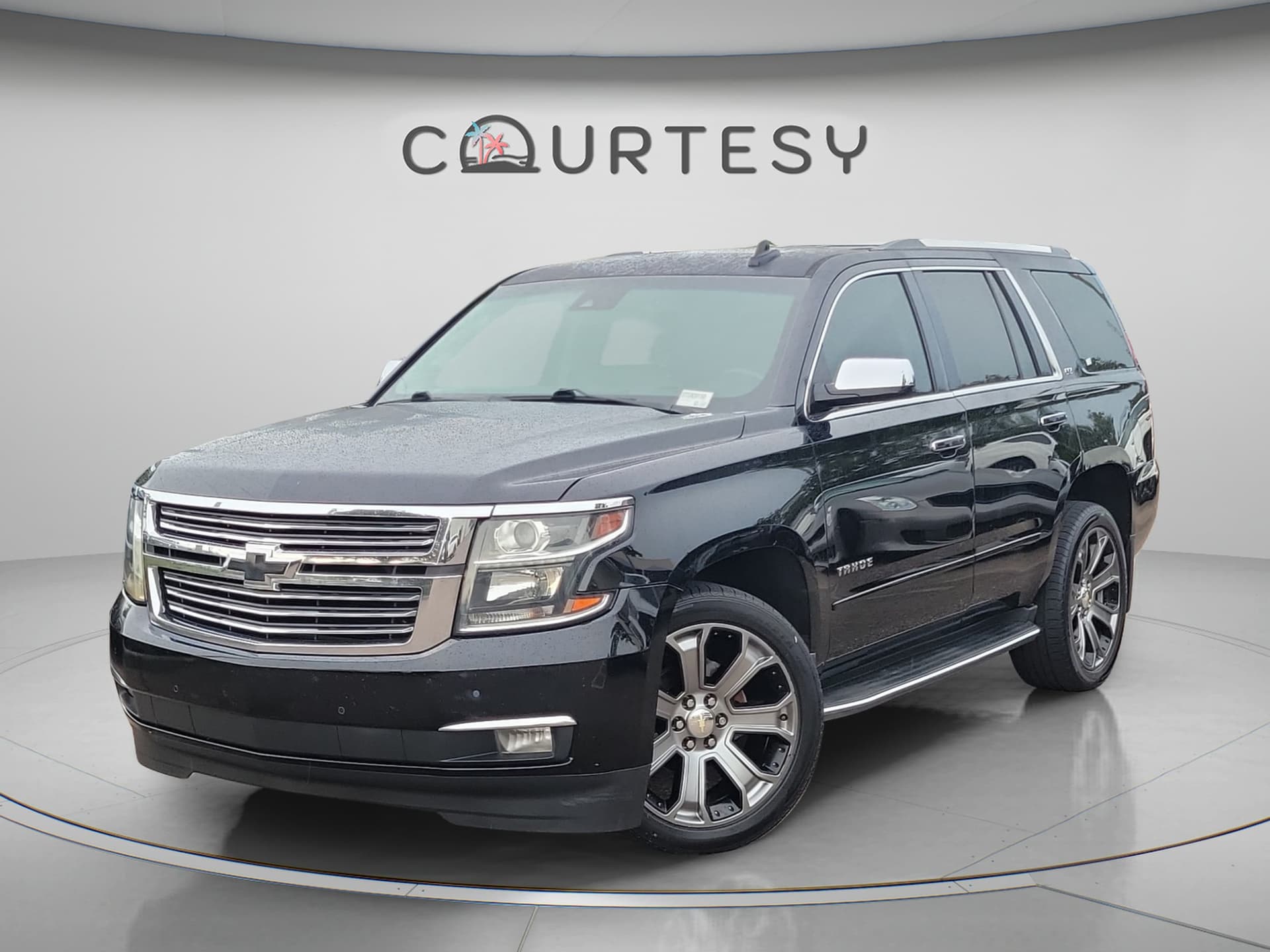 2016 Chevrolet Tahoe LTZ — photo 1 of 32