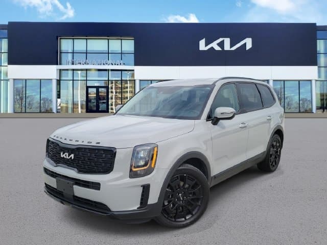 2022 Kia Telluride EX — photo 1 of 31