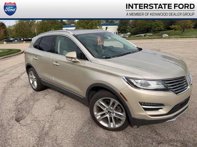 2017 Lincoln MKC Reserve — photo 1 of 3