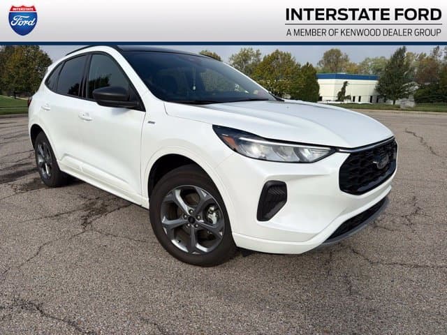 2024 Ford Escape ST-Line — photo 1 of 6