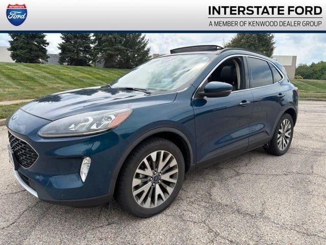2020 Ford Escape Titanium — photo 1 of 3