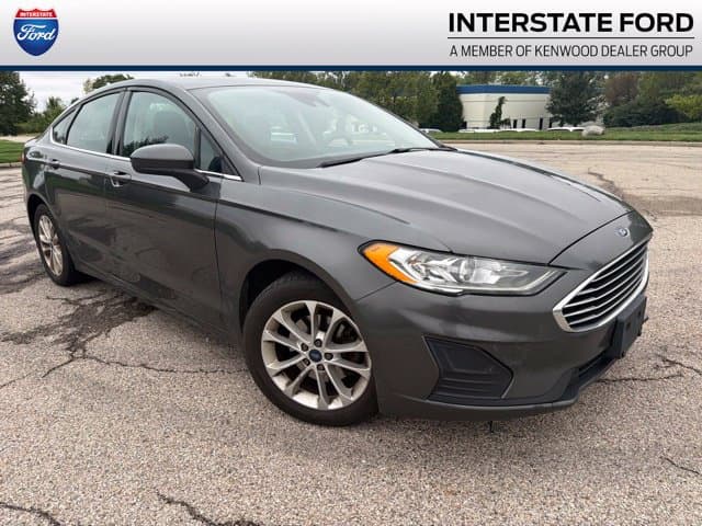 2020 Ford Fusion SE — photo 1 of 4