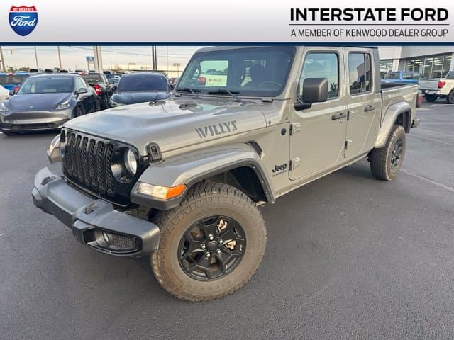 2021 Jeep Gladiator Sport — photo 1 of 6