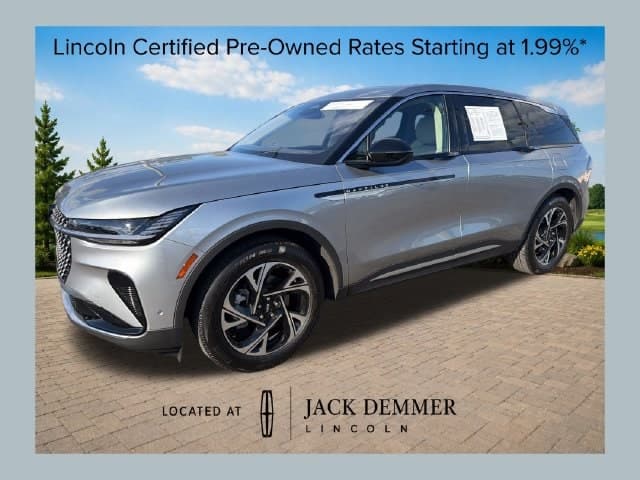 2024 Lincoln Nautilus Premiere — photo 1 of 33
