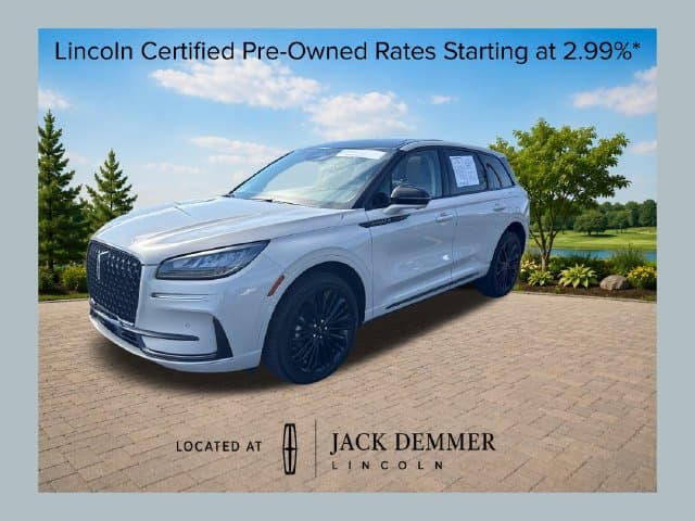 2023 Lincoln Corsair Standard — photo 1 of 33