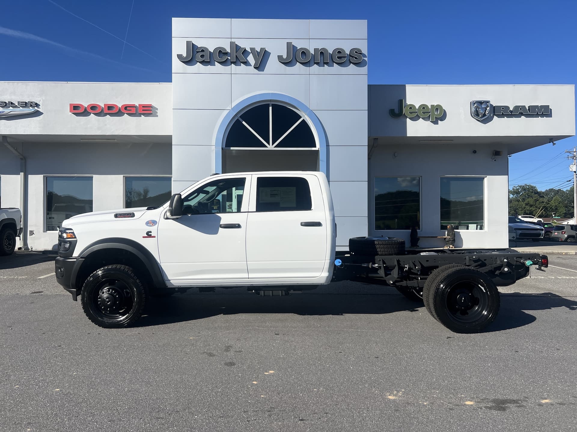 2026 RAM 4500 Chassis Cab Tradesman — photo 1 of 29