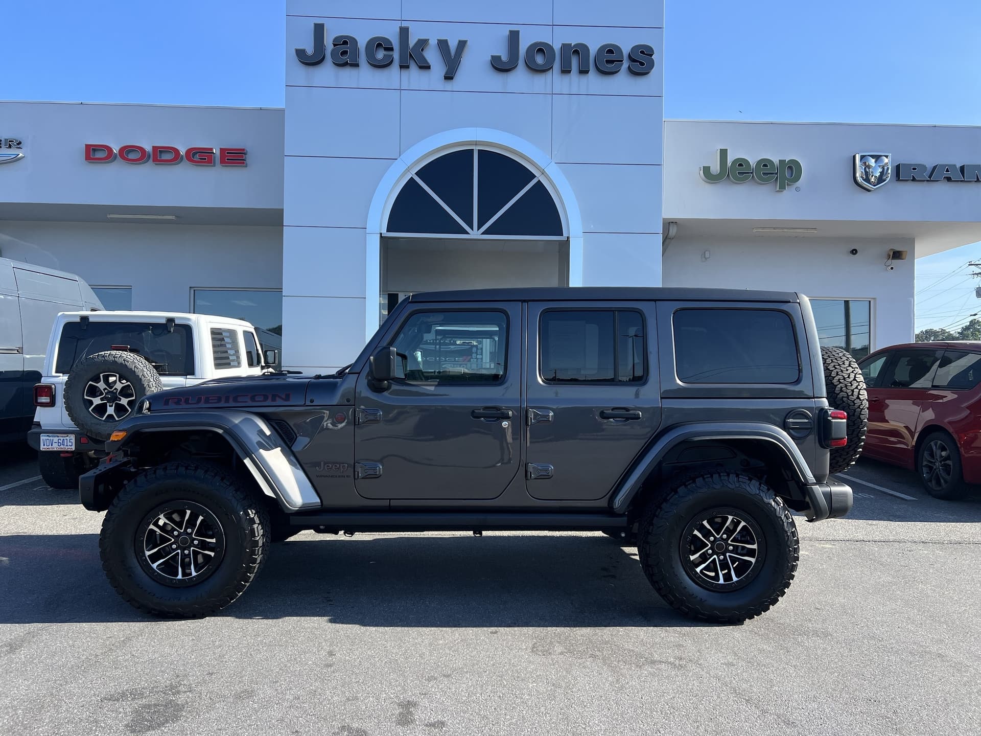 2025 Jeep Wrangler Rubicon X — photo 1 of 34