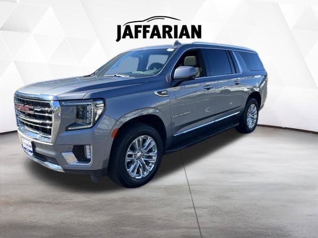 2022 GMC Yukon XL SLT — photo 1 of 12