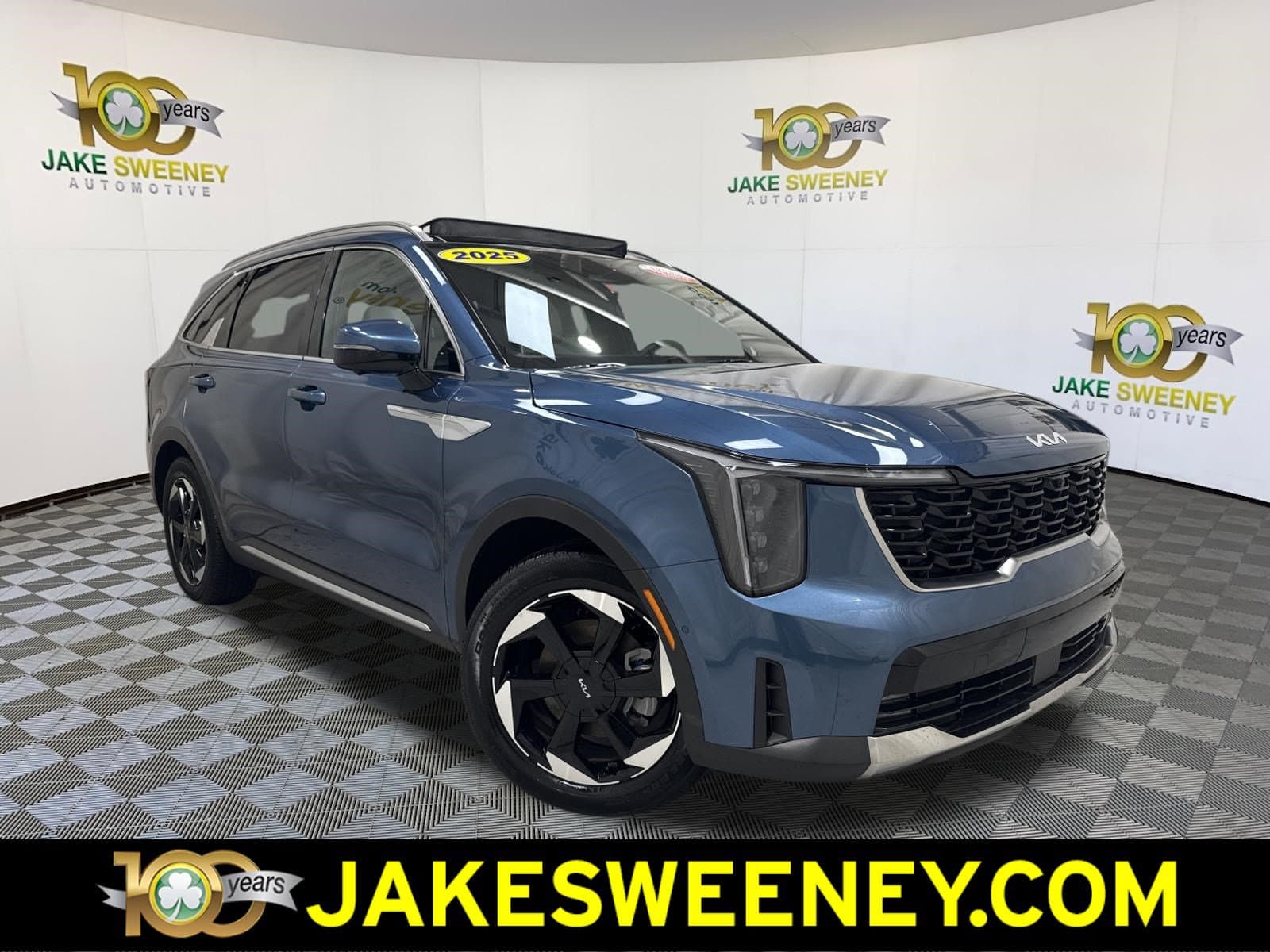 2025 Kia Sorento Hybrid SX Prestige — photo 1 of 39