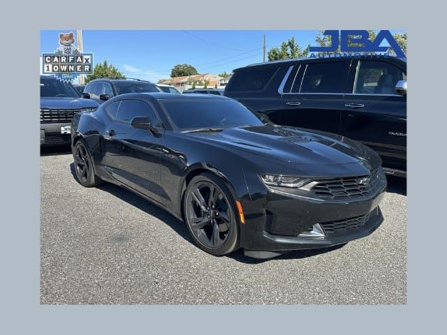 2023 Chevrolet Camaro LT1 — photo 1 of 8