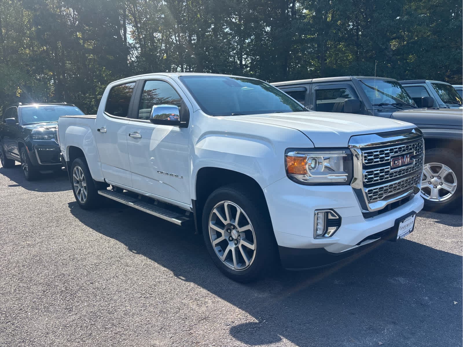 2021 GMC Canyon Base — photo 1 of 4