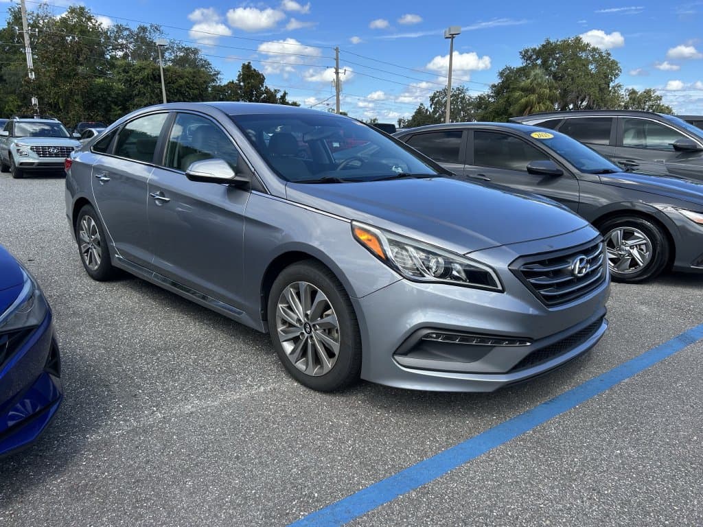 2015 Hyundai Sonata 2.4L Sport — photo 1 of 12