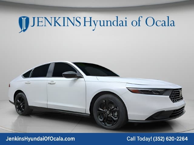 2025 Honda Accord Sedan SE — photo 1 of 36