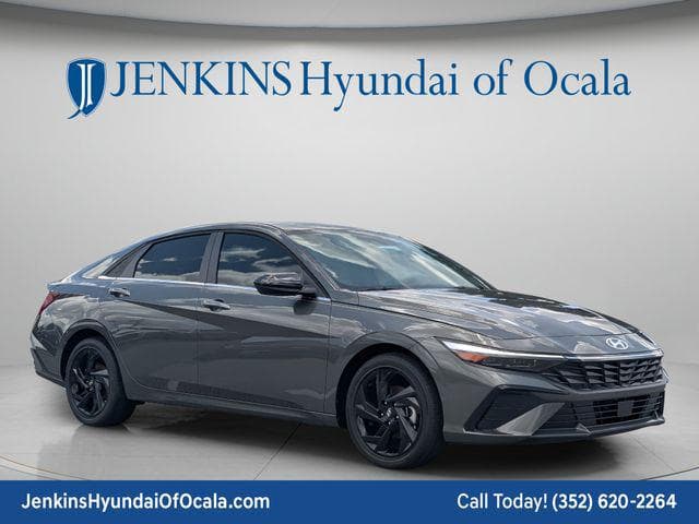 2026 Hyundai Elantra SEL Sport — photo 1 of 39