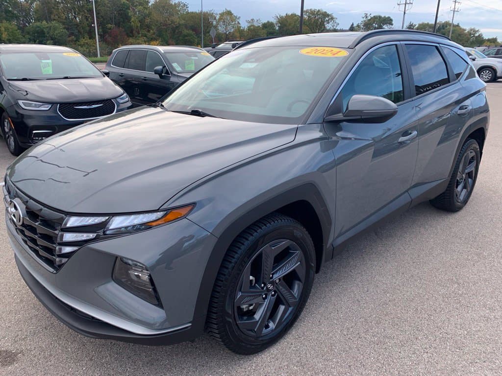 2024 Hyundai Tucson SEL — photo 1 of 38