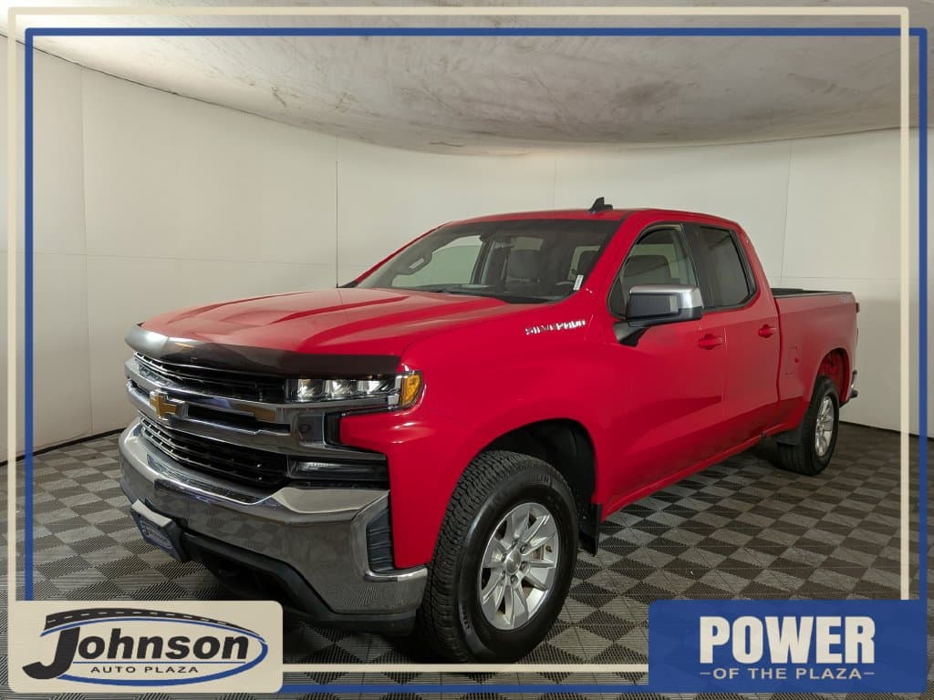 2021 Chevrolet Silverado 1500 LT — photo 1 of 30