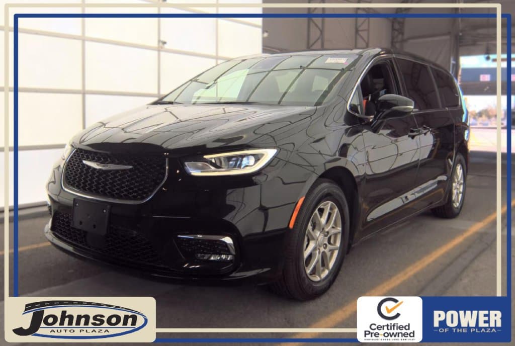 2026 Chrysler Pacifica Select — photo 1 of 7