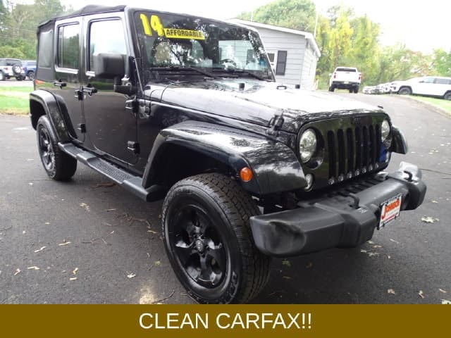 2014 Jeep Wrangler Sahara — photo 1 of 24