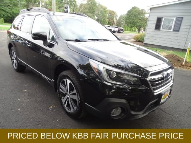 2019 Subaru Outback Base — photo 1 of 30