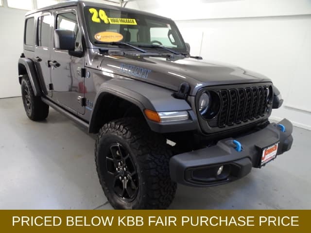 2024 Jeep Wrangler Base — photo 1 of 31