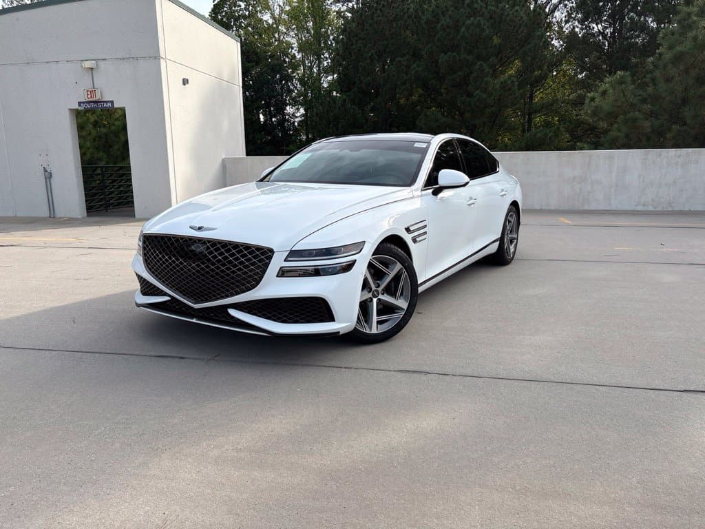 2024 Genesis G80 2.5T — photo 1 of 27