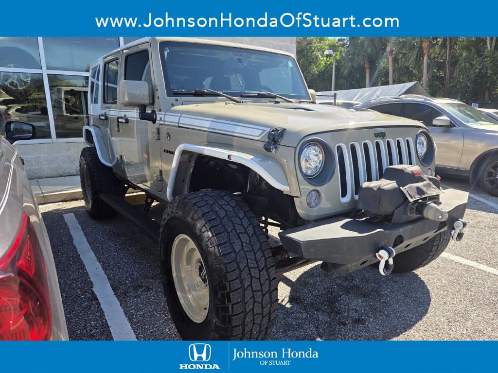 2017 Jeep Wrangler Unlimited Sahara — photo 1 of 6