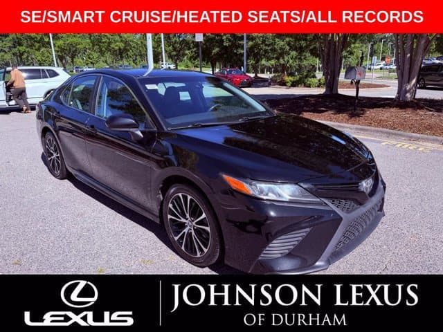 2018 Toyota Camry SE — photo 1 of 22