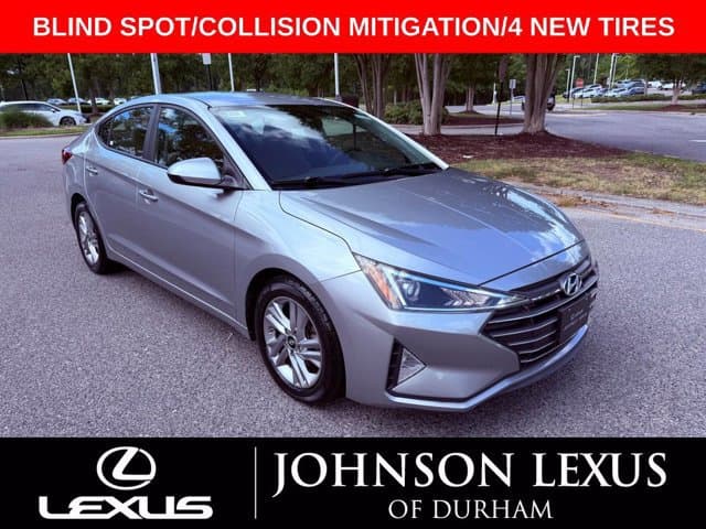 2020 Hyundai Elantra SEL — photo 1 of 20